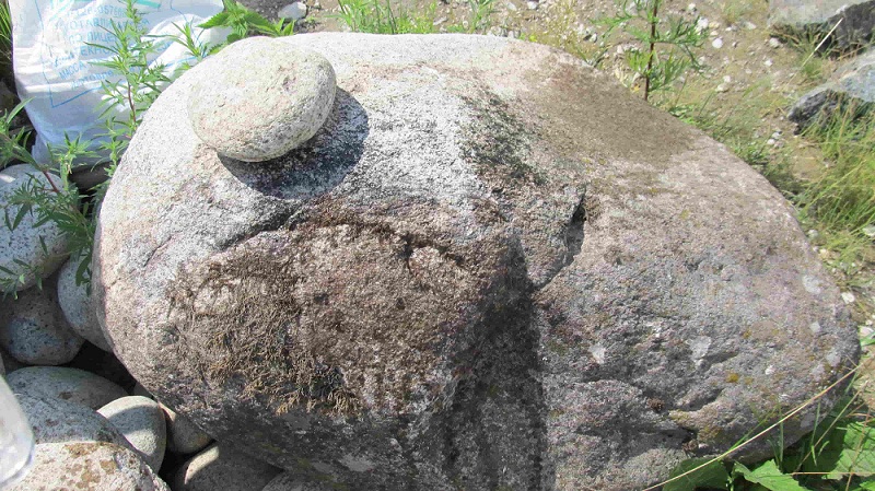 картинка Валун от интернет-магазина природного камня "Аквилон"